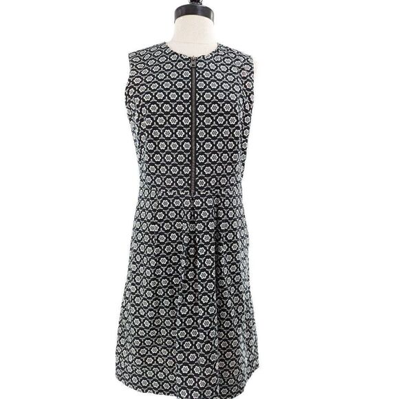 Marck New York Women's Fully Lined Front Zip Fit and Flare Dress Size 8 - Picture 7 of 14